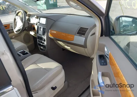 2009 Chrysler Town & Country Limited из США, поврежденный, VIN 2A8HR64XX9R513609